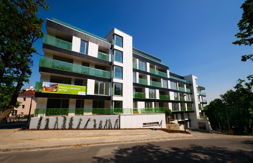 Bytový komplex, Brečtanová ul., Bratislava